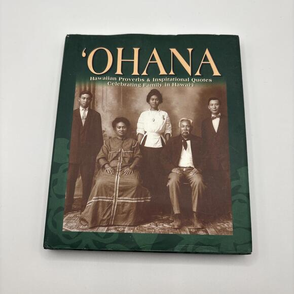 book Other - Ohana: Hawaiian Proverbs and Inspirational Quotes Celebrating Family in Hawaii,